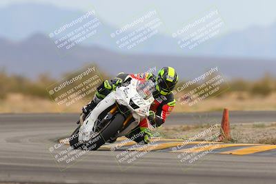 media/Jan-15-2023-SoCal Trackdays (Sun) [[c1237a034a]]/Turn 15 (1pm)/